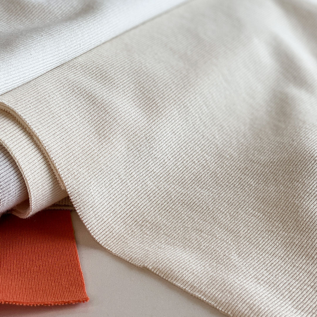 14-9541-swatch_STRETCHY KNIT-LIKE JERSEY